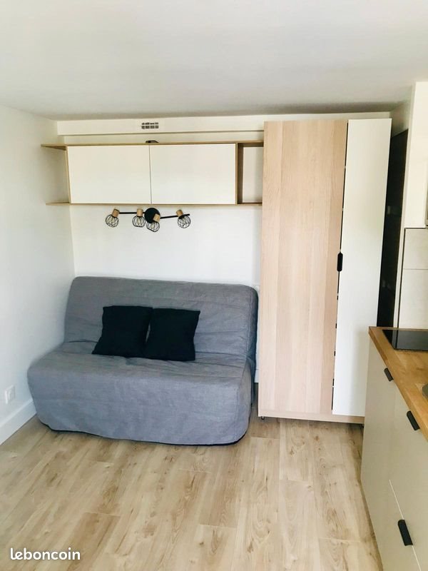 Appartement à louer, 14m², Versailles