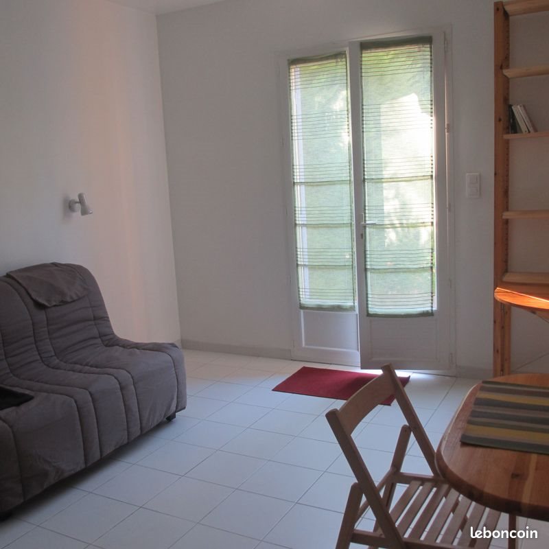 Appartement à louer, 26m², Arles
