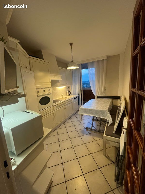 Appartement à louer, 81m², Tours