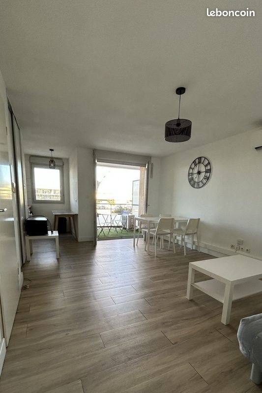 Appartement à louer, 42m², Saint-Estève