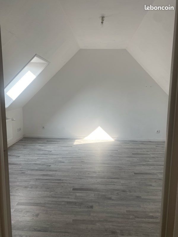 Maison à louer, 101m², Avesnes-le-Sec