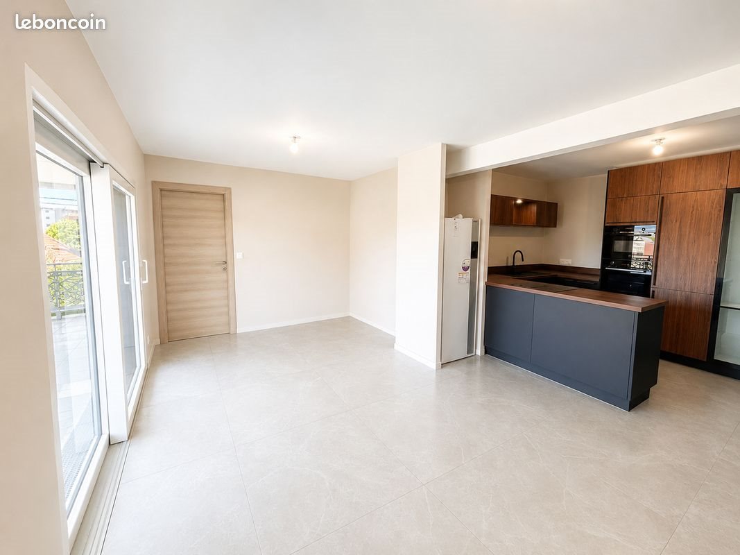 Appartement à louer, 73m², Valdahon