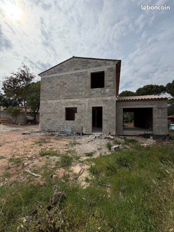 Maison à vendre, 165m², Vidauban