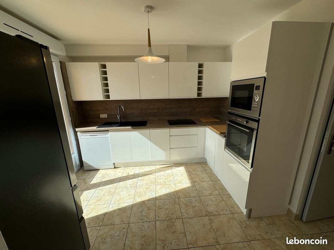 Maison à louer, 102m², Frontignan