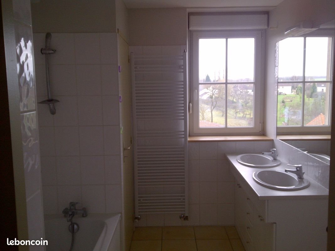 Appartement à louer, 92m², Martigny-les-Bains