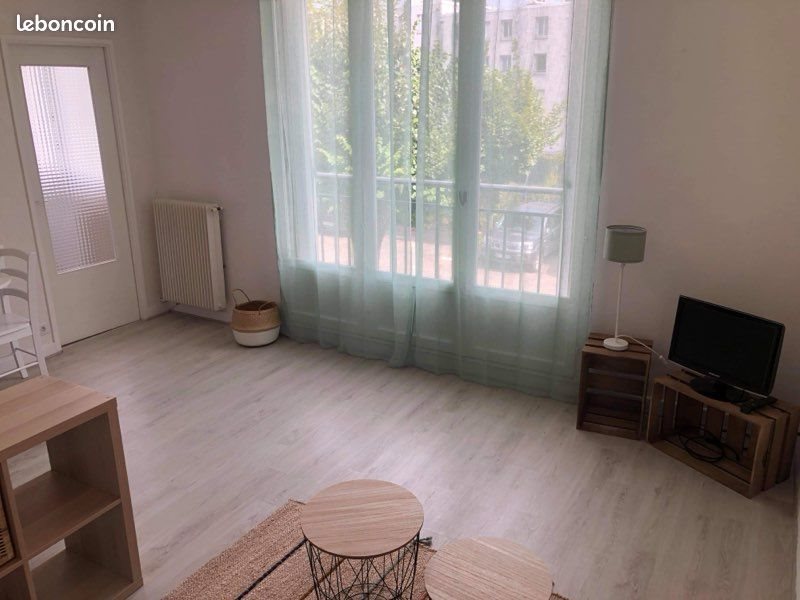 Appartement à louer, 28m², Tours