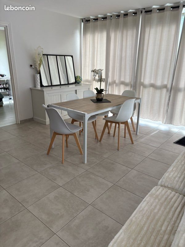 Maison à louer, 137m², Messei
