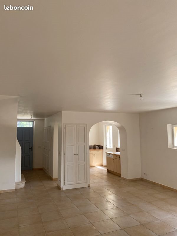 Maison à louer, 115m², Lançon-Provence