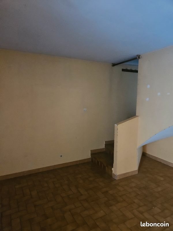 Maison à vendre, 80m², Beauvezer