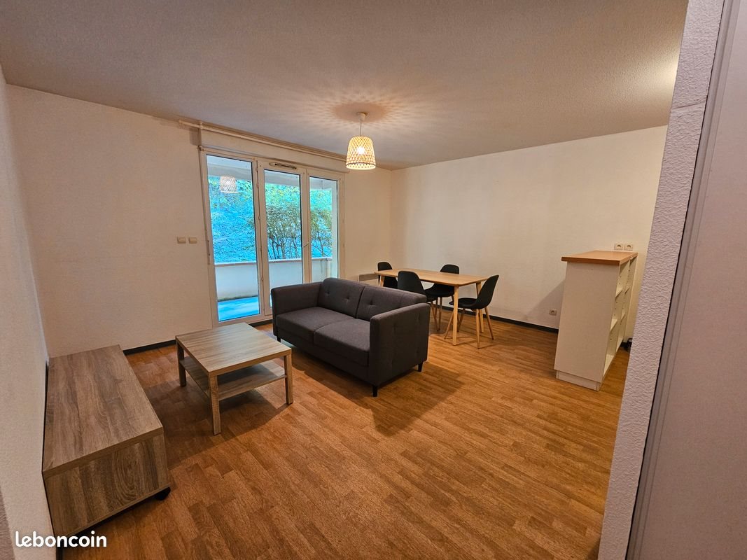 Appartement à louer, 55m², Nailloux
