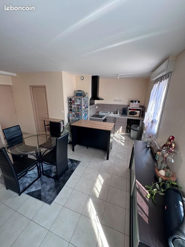 Appartement à louer, 64m², Bréviandes