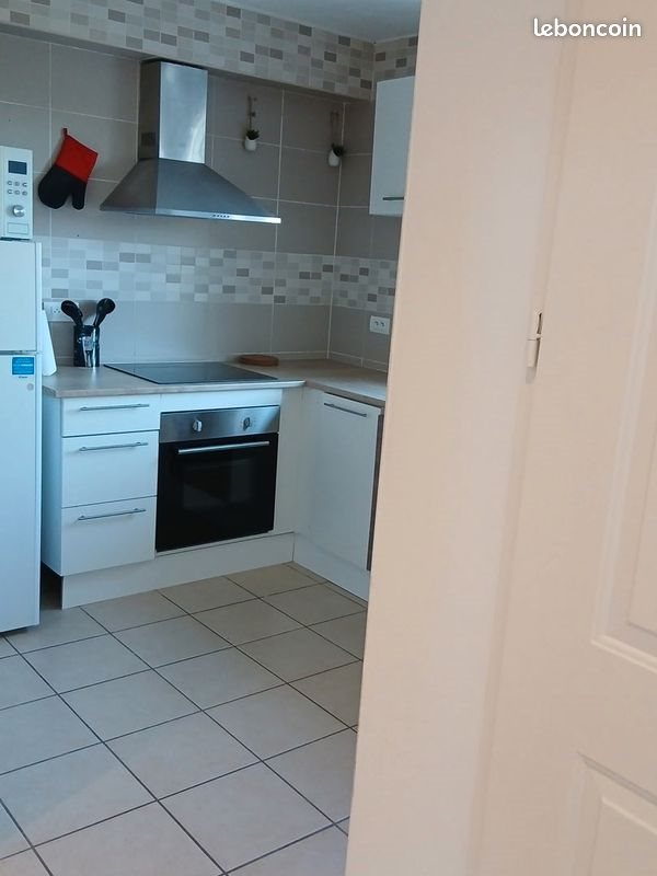 Maison à louer, 100m², Beauvoisin