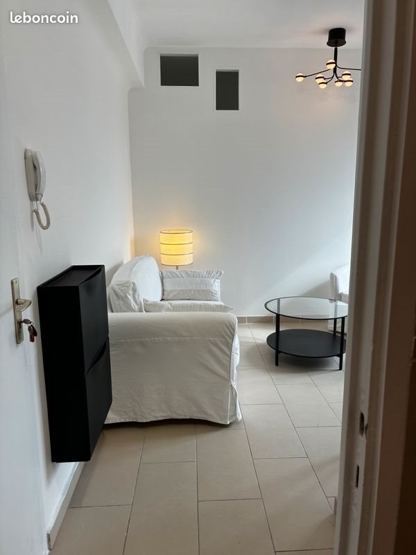 Appartement à louer, 27m², Arles