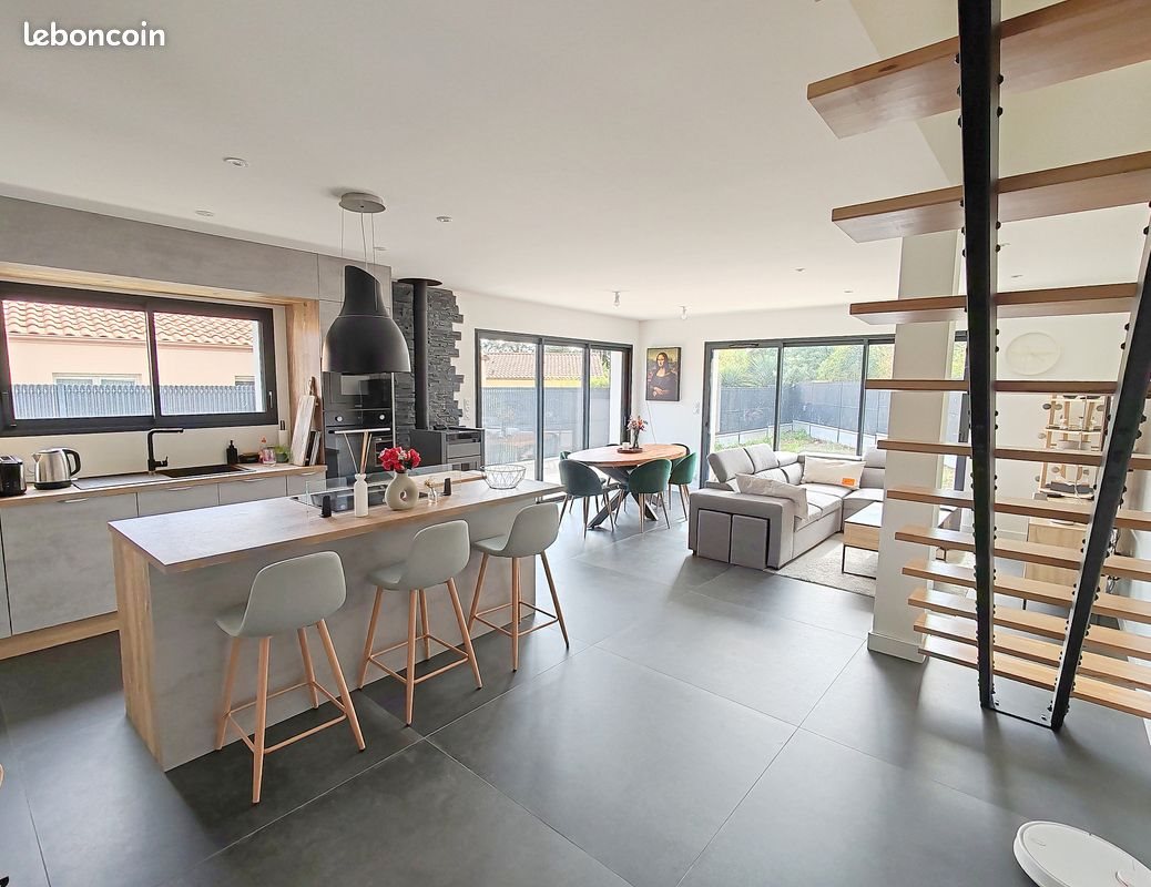 Maison à vendre, 106m², Sainte-Pazanne