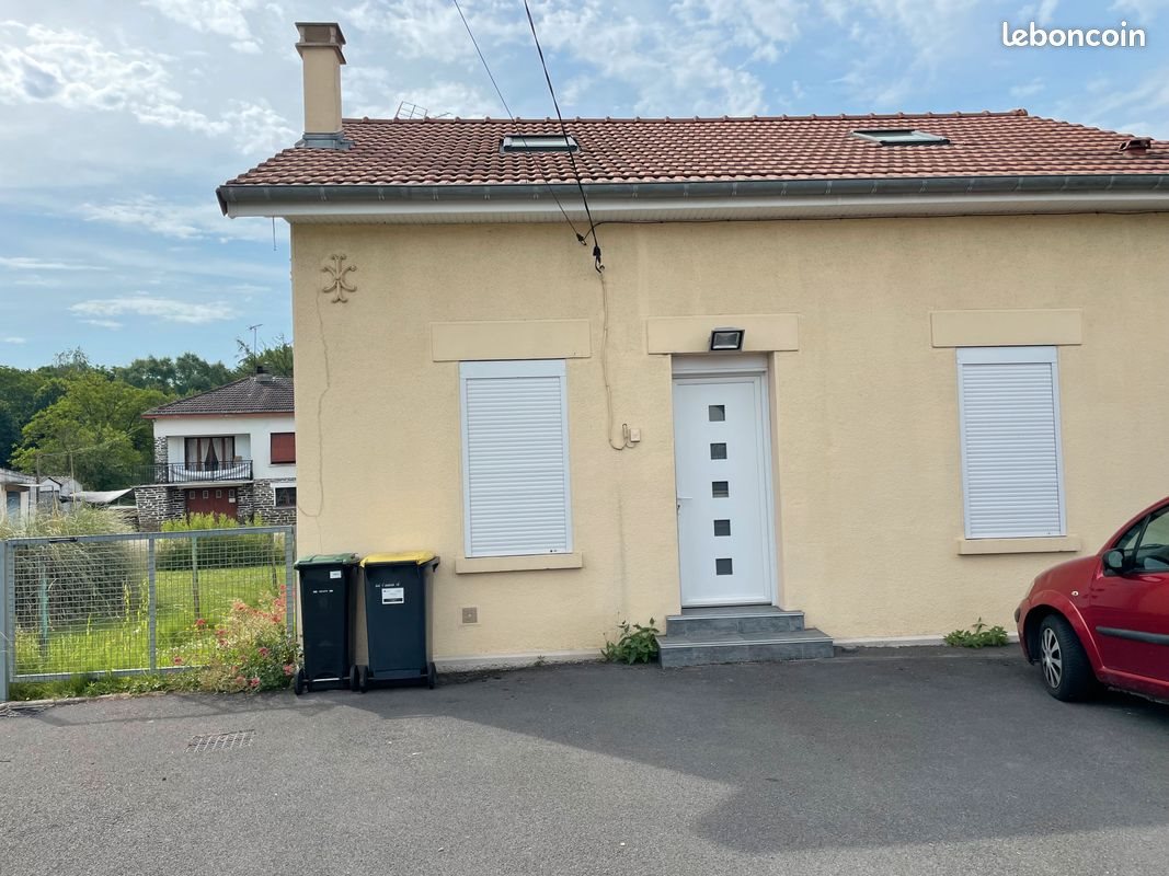 Maison à louer, 90m², Vrigne-aux-Bois