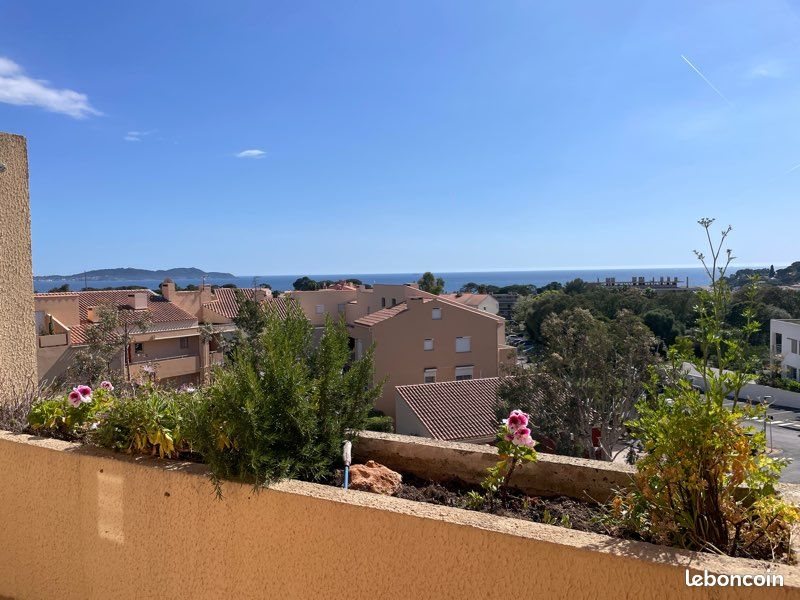 Appartement à louer, 38m², Carqueiranne