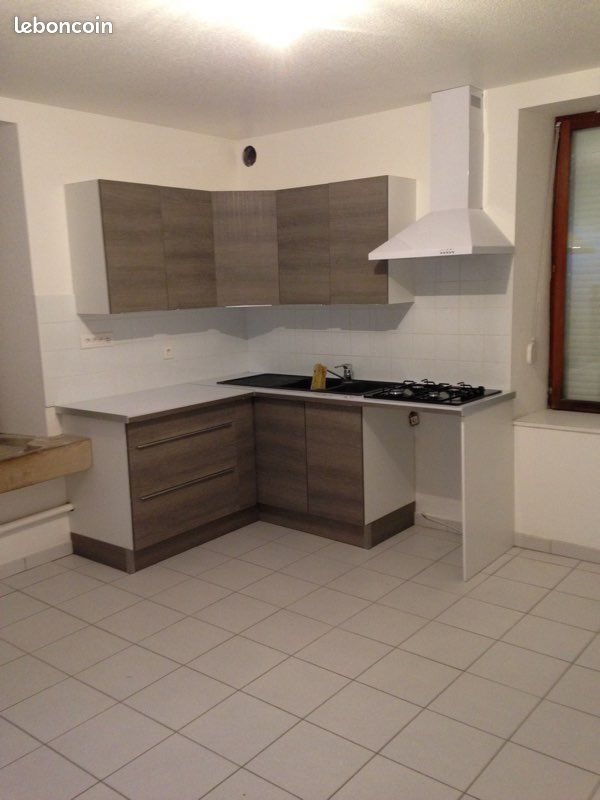 Appartement à louer, 100m², Breuches