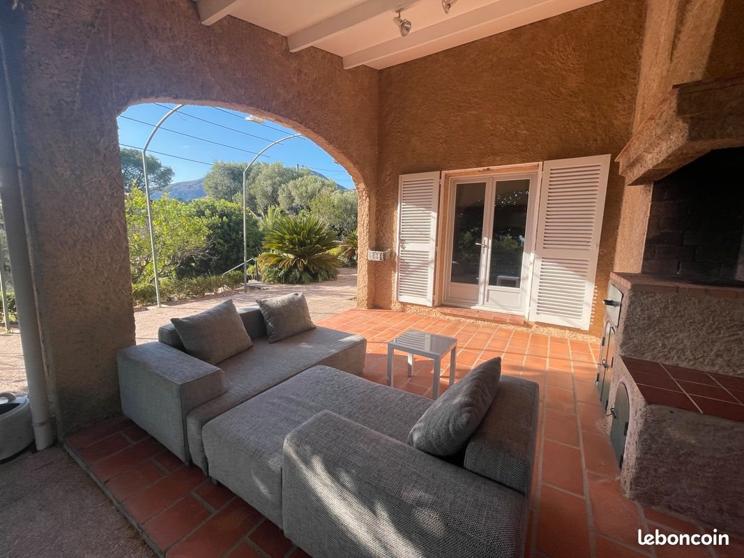 Maison à louer, 104m², Afa