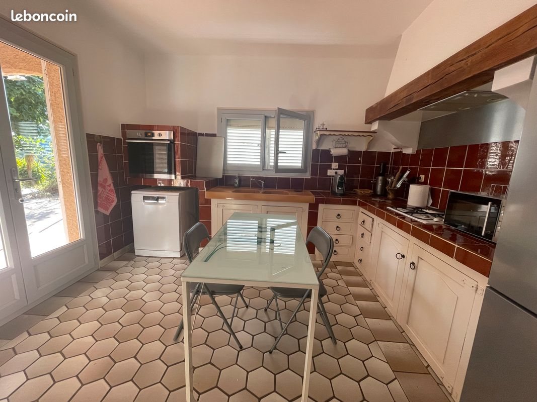 Maison à louer, 104m², Afa
