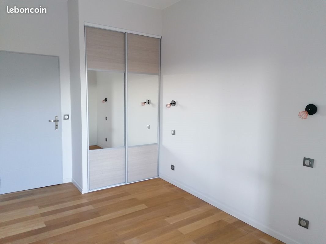 Appartement à vendre, 75m², La Buisse