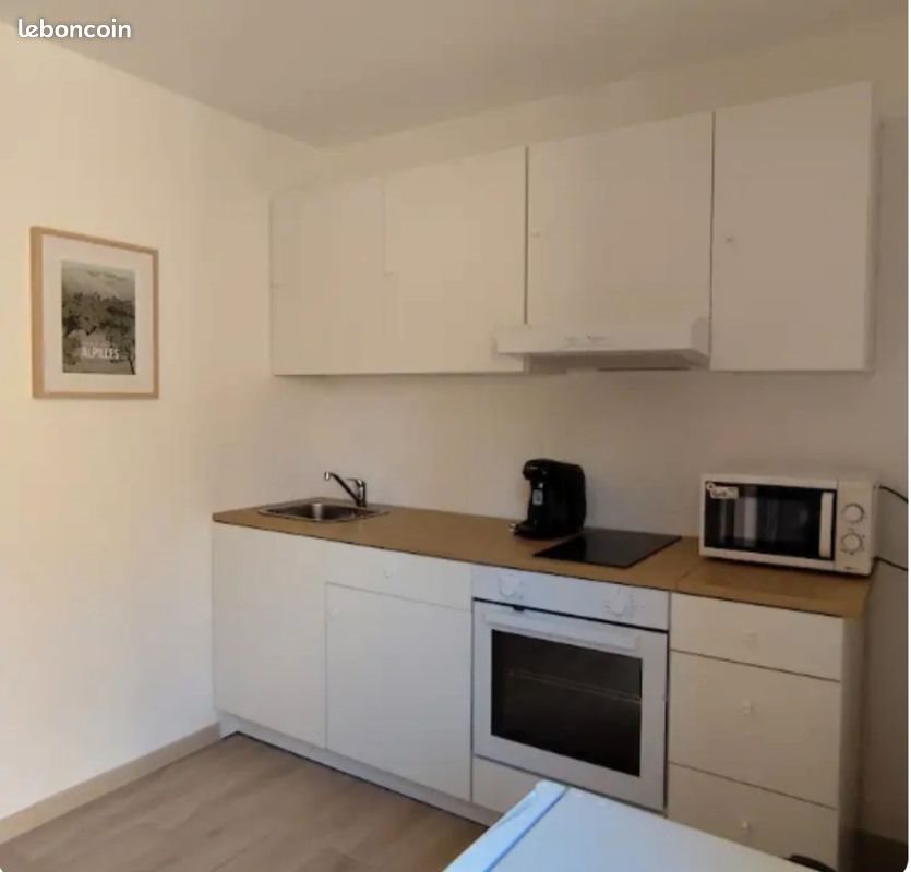 Appartement à louer, 33m², Arles