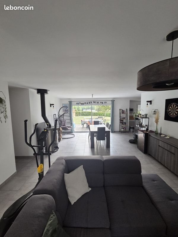 Maison à louer, 100m², Parigné-l'Evêque