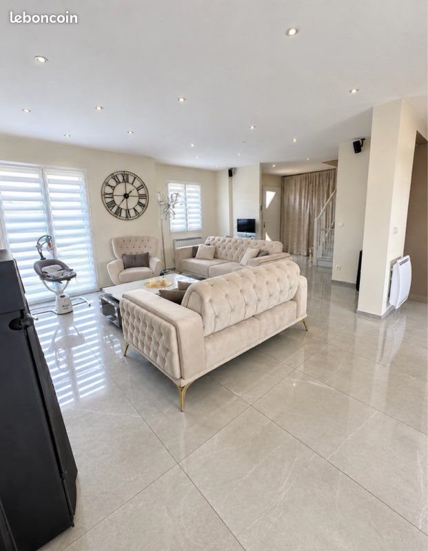 Maison à vendre, 125m², Freneuse