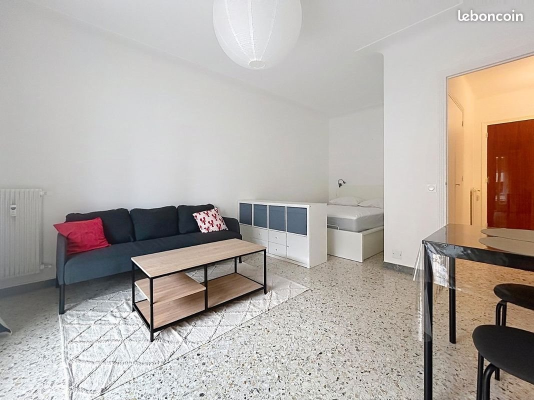 Appartement à louer, 31m², Menton