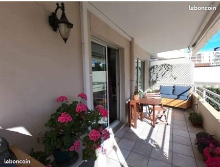 Appartement à louer, 72m², Pau