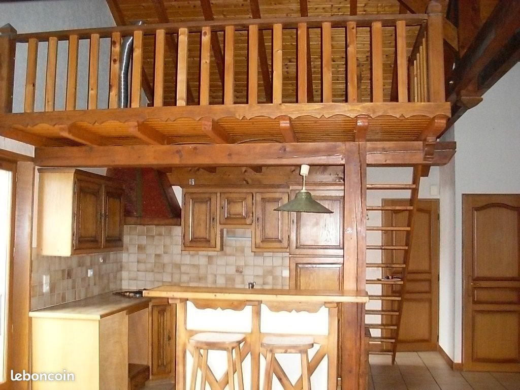Appartement à louer, 70m², Cluses