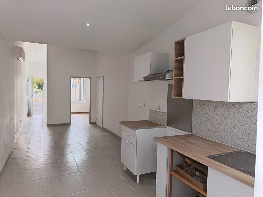 Maison à louer, 45m², Rochefort