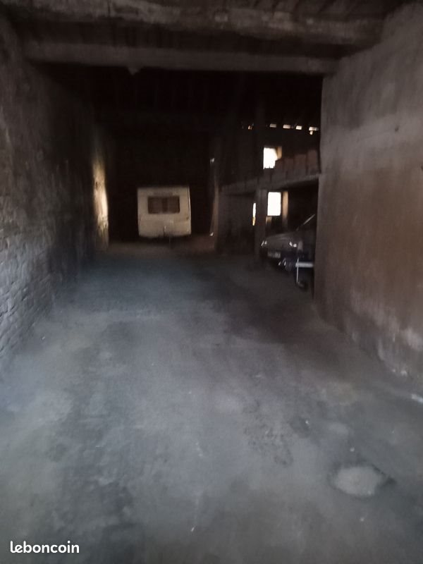 Maison à vendre, 350m², Jussey