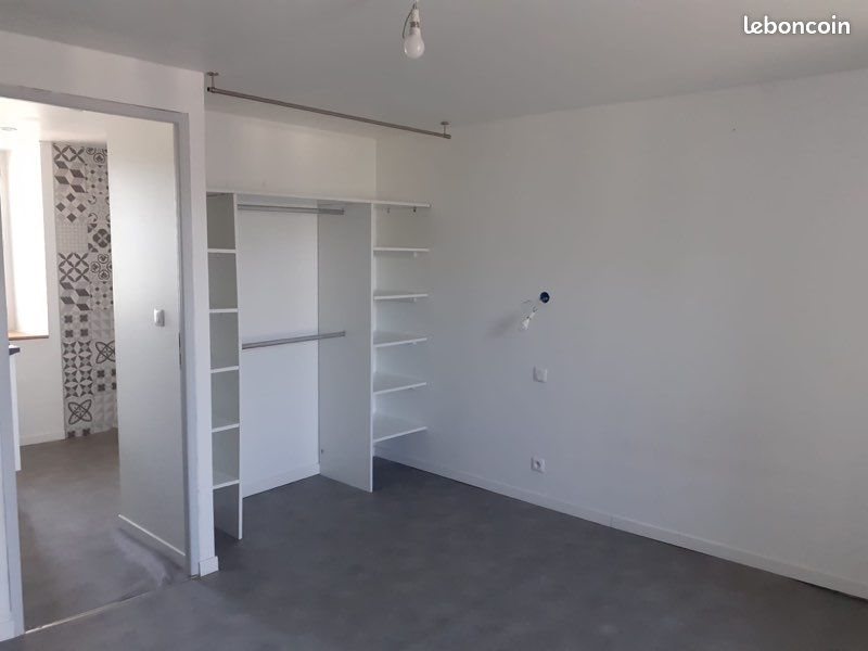 Appartement à louer, 45m², Champagnac