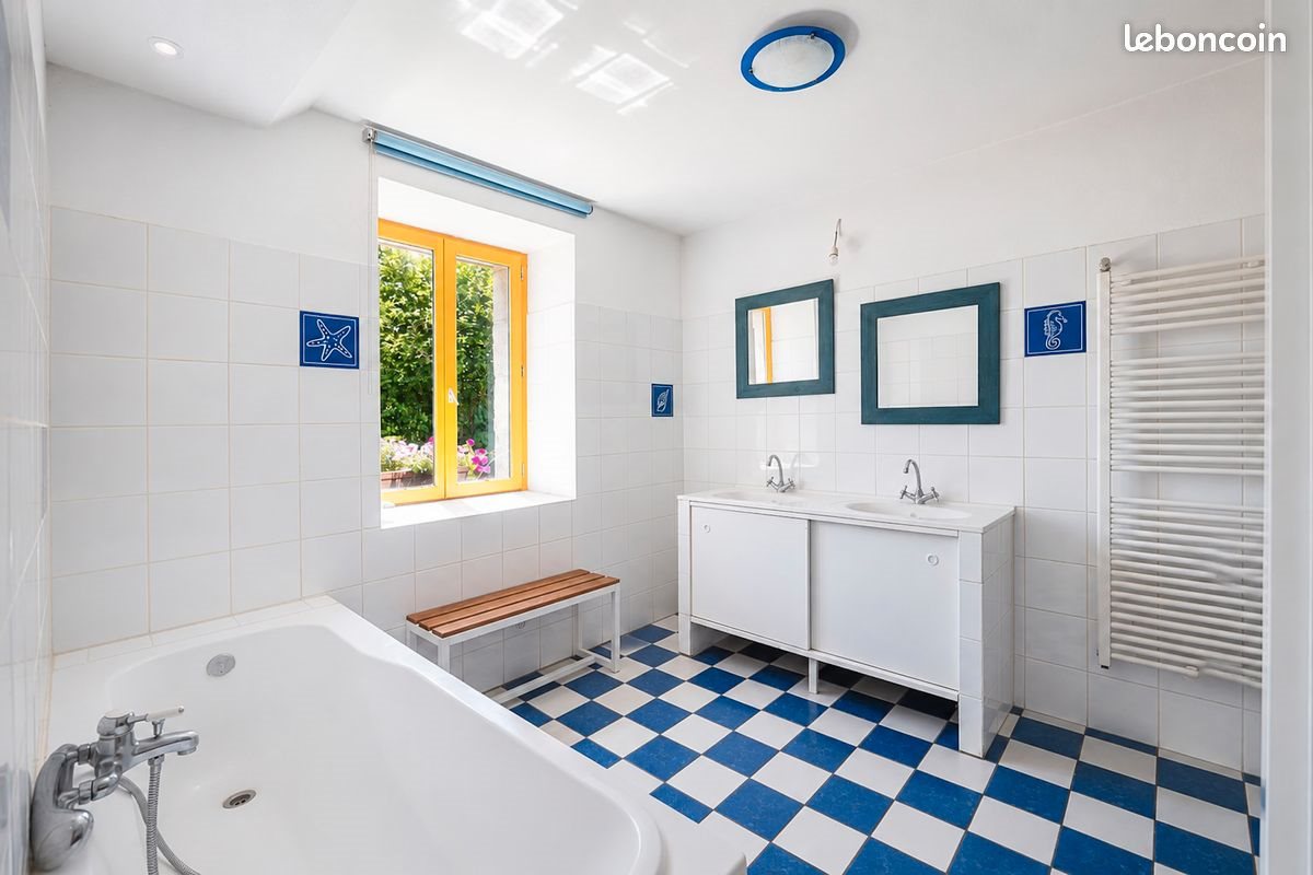 Maison à vendre, 139m², Douillet
