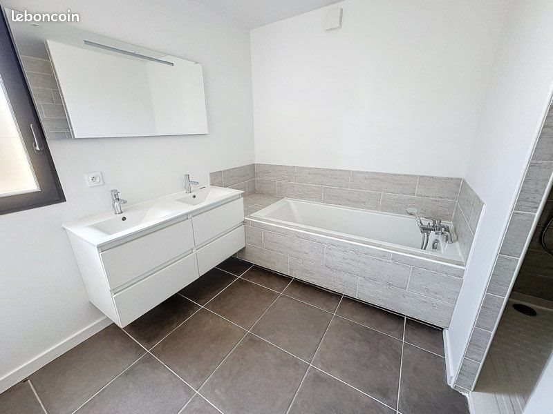 Maison à louer, 145m², Latresne