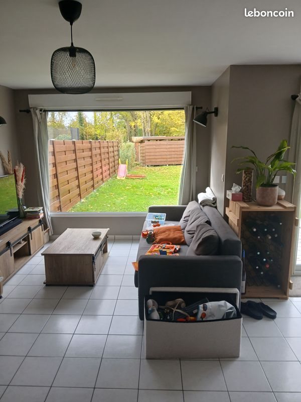 Maison à louer, 90m², Saméon