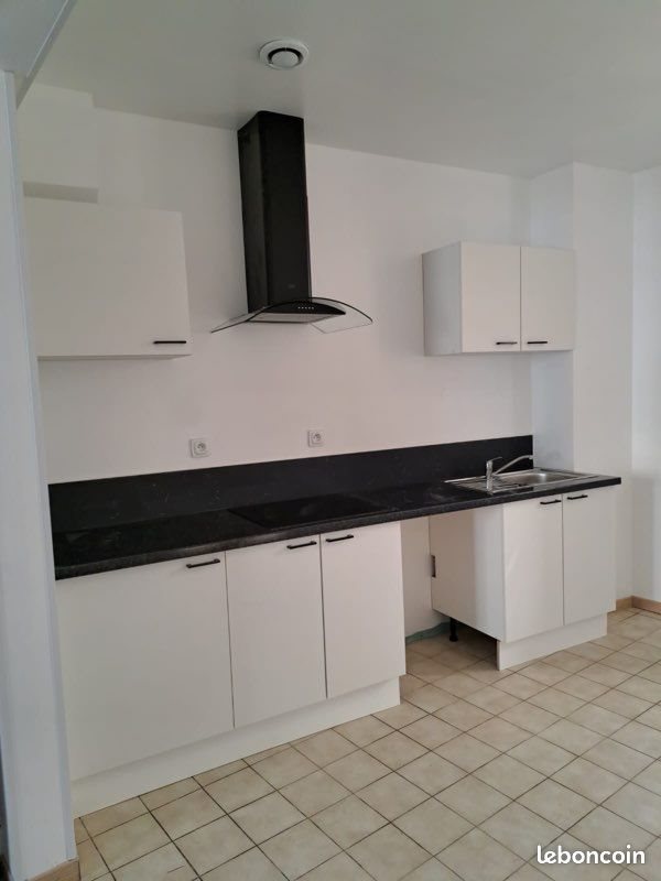 Maison à louer, 104m², Bonneval