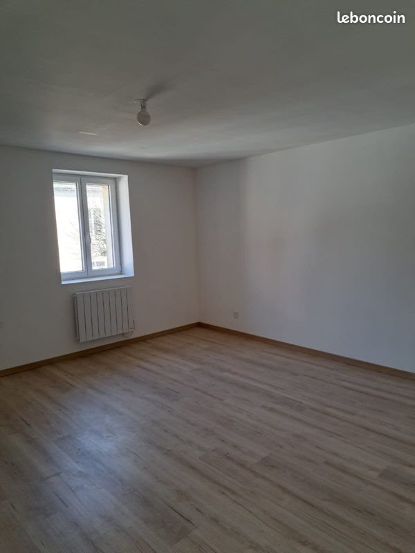 Maison à louer, 104m², Bonneval
