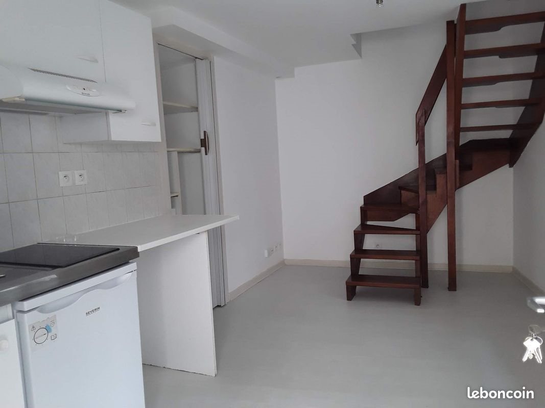 Appartement à louer, 22m², Pau