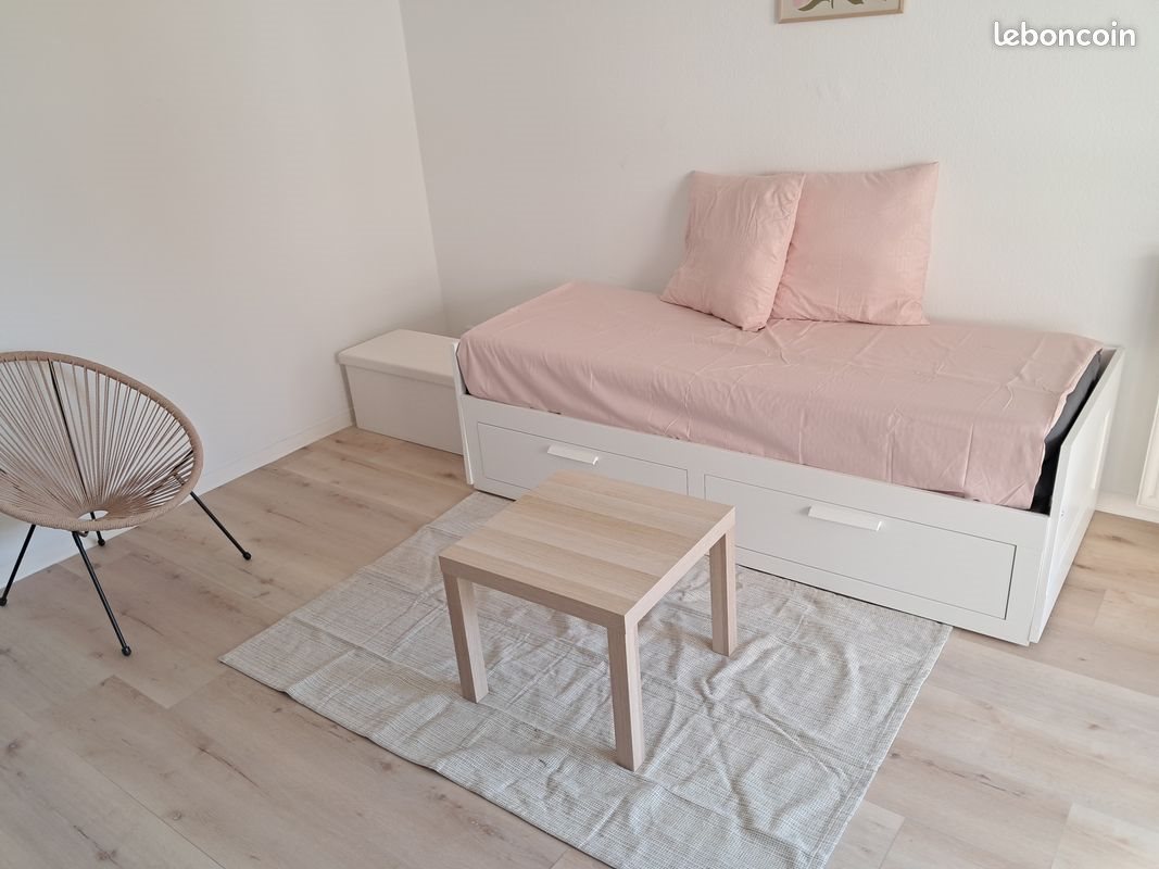 Appartement à louer, 30m², Nîmes