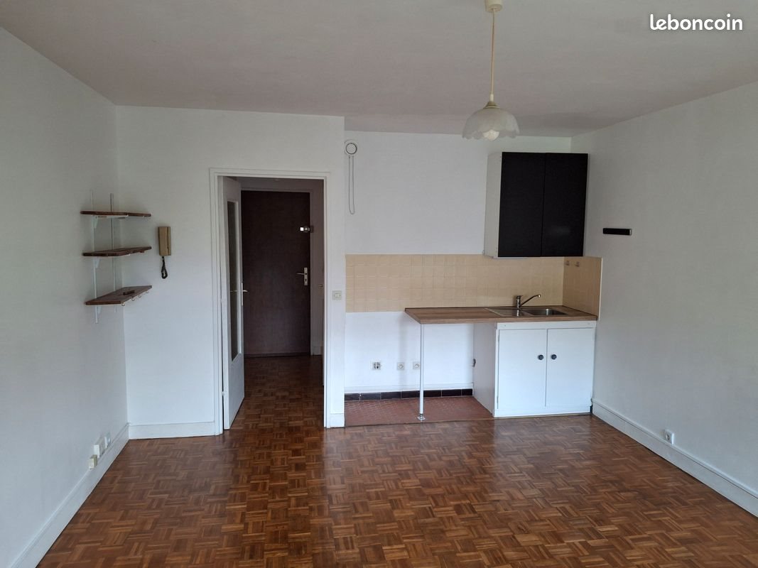 Appartement à louer, 28m², Rueil-Malmaison