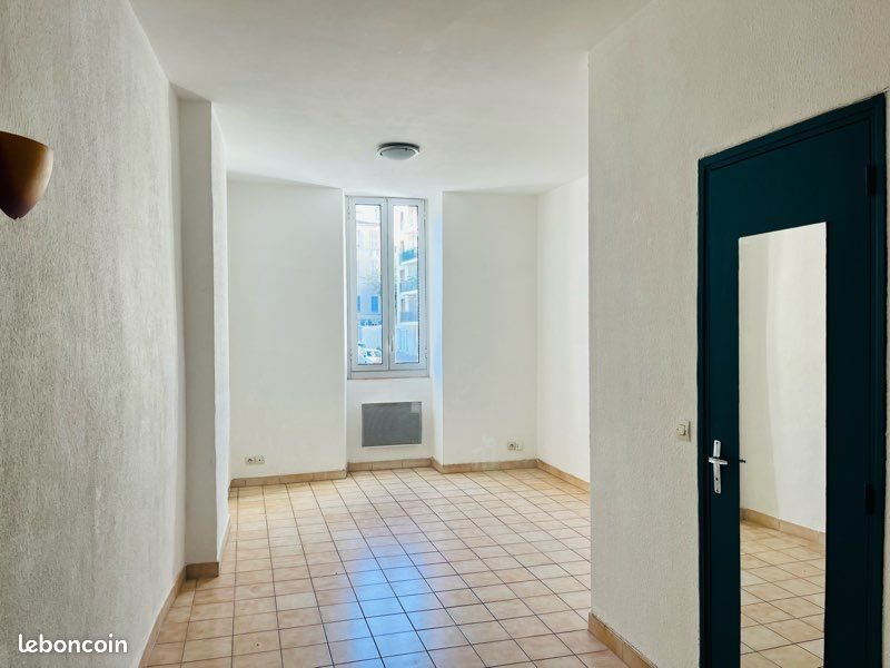 Appartement à louer, 27m², Marseille 7ème
