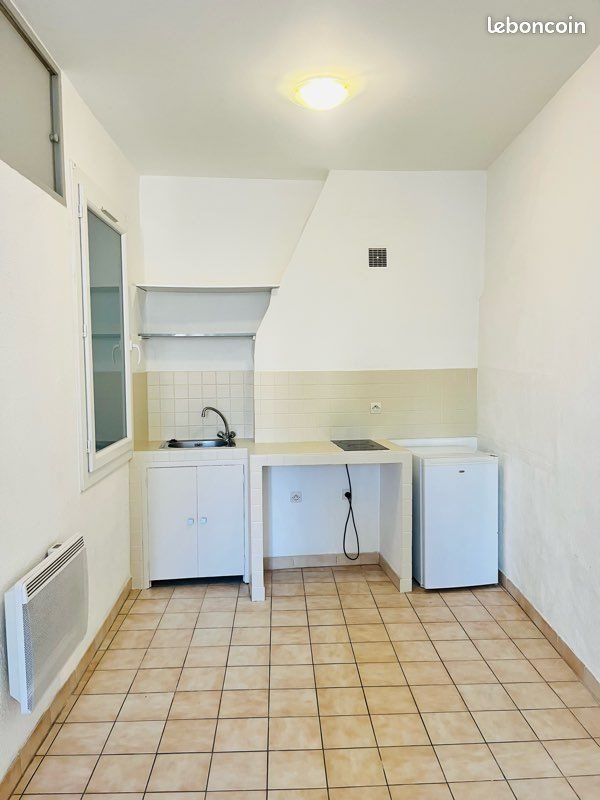 Appartement à louer, 27m², Marseille 7ème