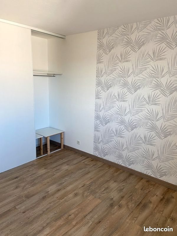 Appartement à louer, 49m², Allonnes