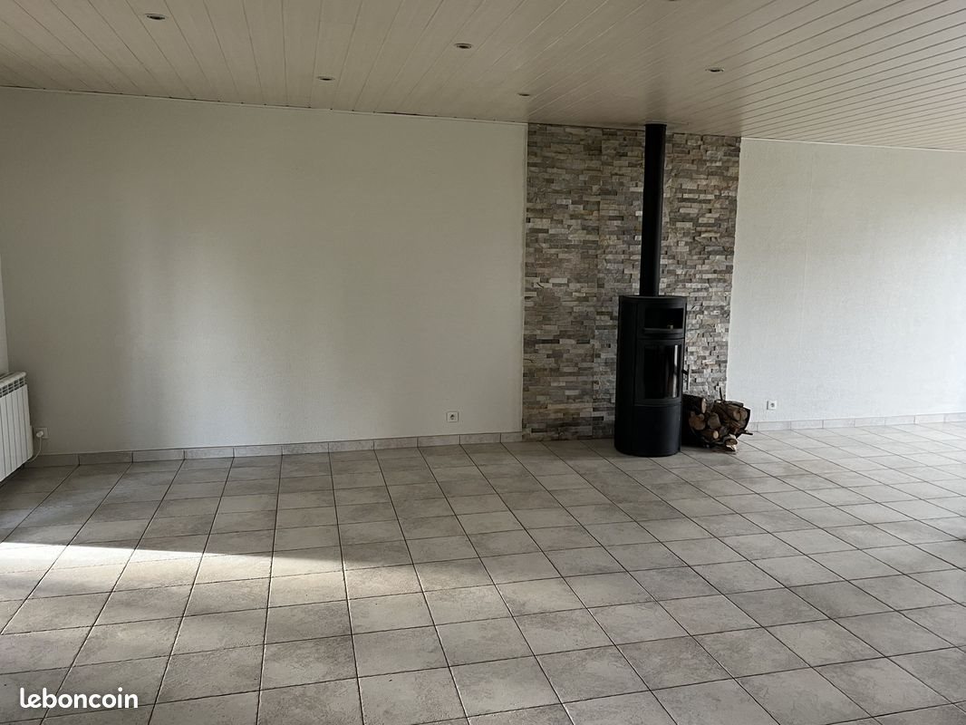 Maison à louer, 130m², Mouzeil