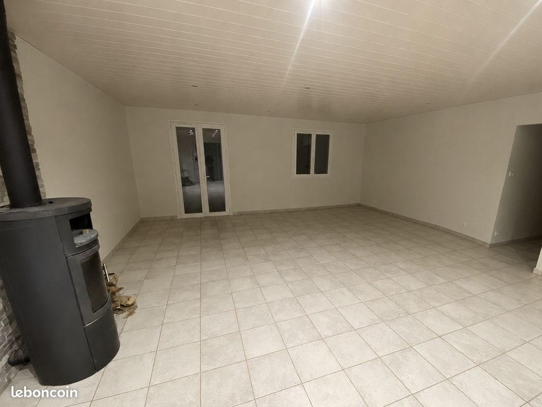 Maison à louer, 130m², Mouzeil