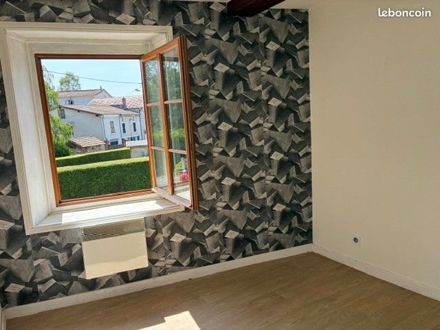 Appartement à louer, 41m², Courpière