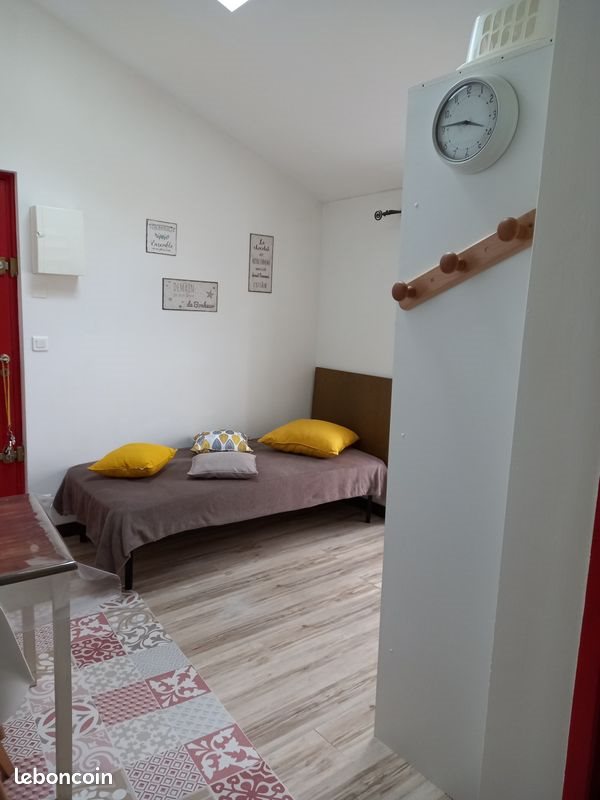 Appartement à louer, 16m², Millau