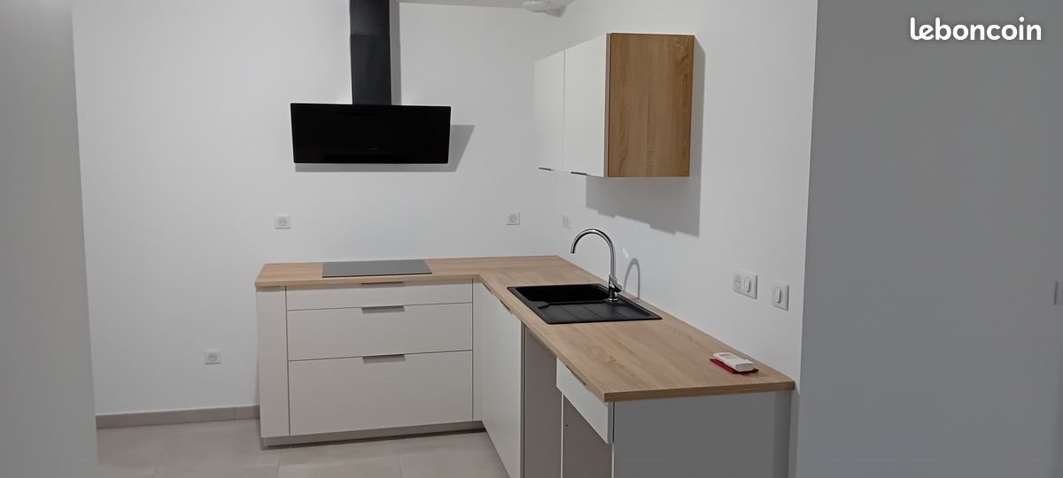 Maison à louer, 91m², Boé