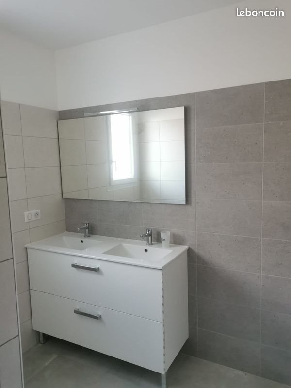 Maison à louer, 91m², Boé